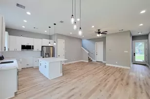 2022 Wavell St, Houston, TX 77088 - Photo 2