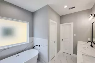 2022 Wavell St, Houston, TX 77088 - Photo 20