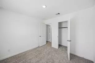 10309 Lancaster Frst Ln, Houston, TX 77051 - Photo 8