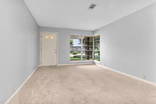 3919 Gardendale Dr, Houston, TX 77092 - Photo 6