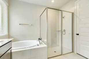 5039 Country Mdws Trl, Iowa Colony, TX 77583 - Photo 24