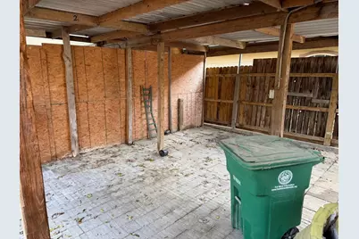 7952 Cinderella Street, Houston, TX 77028 - Photo 18