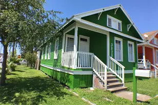 3828 Ave M 1/2, Galveston, TX 77550 - Photo 1