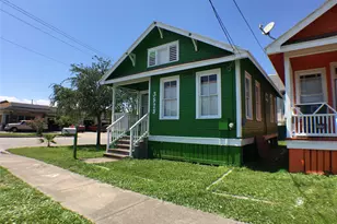 3828 Ave M 1/2, Galveston, TX 77550 - Photo 4