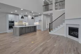 11915 Greenwood Dr, Mont Belvieu, TX 77523 - Photo 6