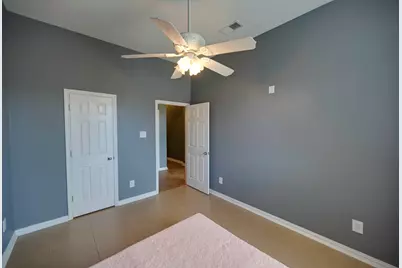 746 San Jacinto Circle, Baytown, TX 77521 - Photo 6