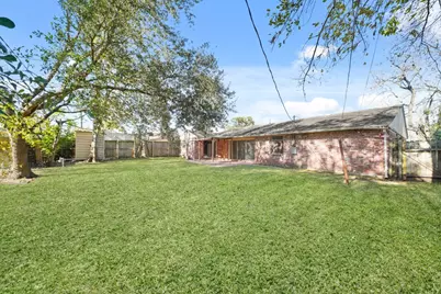4319 Tiffany Drive, Houston, TX 77045 - Photo 10