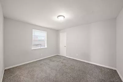 4319 Tiffany Drive, Houston, TX 77045 - Photo 6