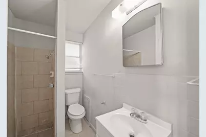 4319 Tiffany Drive, Houston, TX 77045 - Photo 8