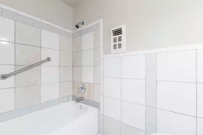 3719 Heatherbrook Drive, Houston, TX 77045 - Photo 14