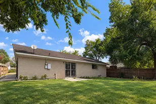 3719 Heatherbrook Dr, Houston, TX 77045 - Photo 20