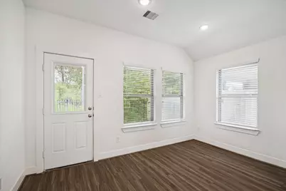 1600 Portia Lane, Conroe, TX 77301 - Photo 8