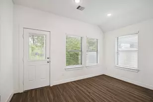 1600 Portia Ln, Conroe, TX 77301 - Photo 8