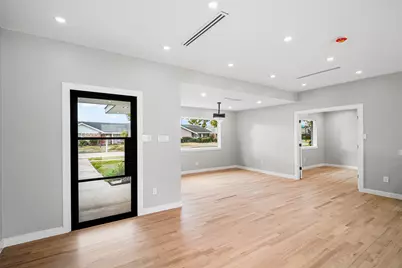 9203 Kapri Lane, Houston, TX 77025 - Photo 4