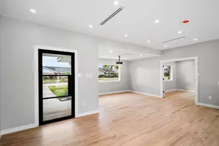 9203 Kapri Ln, Houston, TX 77025 - Photo 4