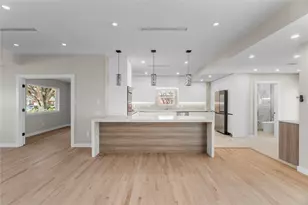 9203 Kapri Ln, Houston, TX 77025 - Photo 10