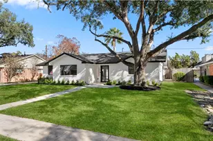 9203 Kapri Ln, Houston, TX 77025 - Photo 2