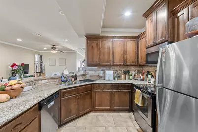 4032 Golden Eagle Drive, Bryan, TX 77808 - Photo 18