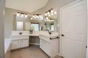 7218 Fall Creek Bend, Humble, TX 77396 - Photo 28