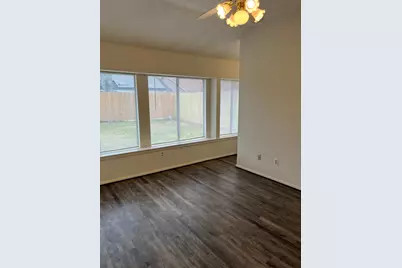 10214 Green Valley Lane, Houston, TX 77064 - Photo 20