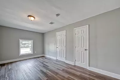 5606 Elm Springs Drive, Houston, TX 77048 - Photo 10