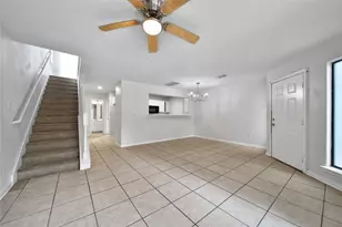 3012 La Estancia Ln, Houston, TX 77093 - Photo 10