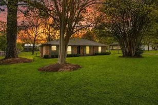 200 Manuel Rd, Shepherd, TX 77371 - Photo 2