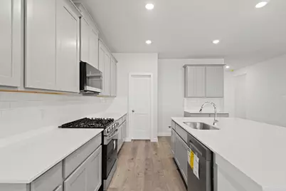 17002 Hazelnut Drive, Conroe, TX 77302 - Photo 4