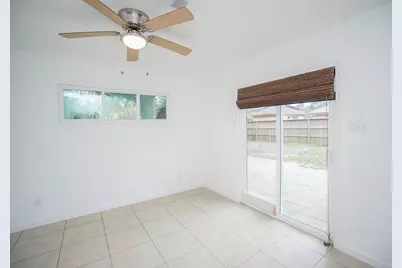 2711 Pheasant Creek Drive, Sugar Land, TX 77498 - Photo 16