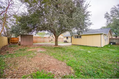 2711 Pheasant Creek Drive, Sugar Land, TX 77498 - Photo 30