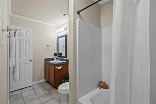 301 Turquoise Trade Dr, La Marque, TX 77568 - Photo 18