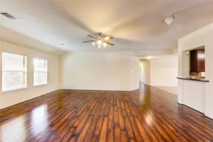 2922 Halcyon Time Trail, Houston, TX 77045 - Photo 14