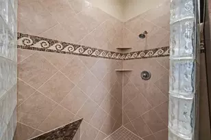 1319 Regal Shores Ct, Kingwood, TX 77345 - Photo 34