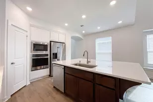118 Neches Nook Ct, Conroe, TX 77304 - Photo 10