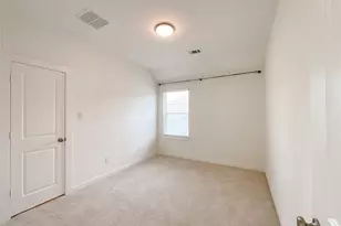 118 Neches Nook Ct, Conroe, TX 77304 - Photo 14