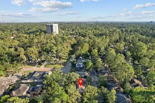 201 Vanderpool Ln, Houston, TX 77024 - Photo 14