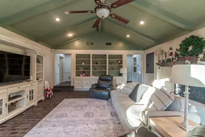 20 Amherst Court, Conroe, TX 77304 - Photo 16