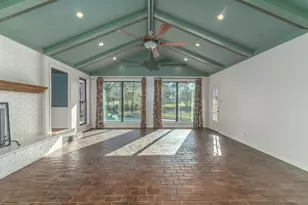 20 Amherst Ct, Conroe, TX 77304 - Photo 18