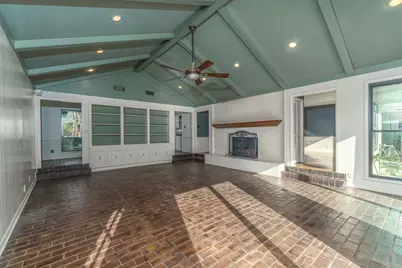 20 Amherst Court, Conroe, TX 77304 - Photo 18