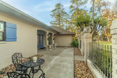 20 Amherst Court, Conroe, TX 77304 - Photo 4