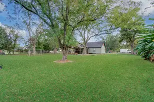 760 Homer St, Houston, TX 77091 - Photo 8