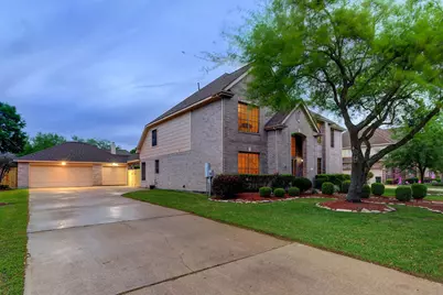 1214 Peregrine Drive, Friendswood, TX 77546 - Photo 4