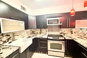 359 N Post Oak Ln, Houston, TX 77024 - Photo 8