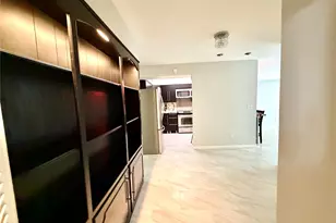 359 N Post Oak Ln, Houston, TX 77024 - Photo 18