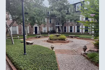 359 N Post Oak Lane #118, Houston, TX 77024 - Photo 2