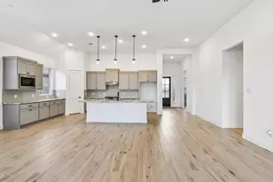 18060 Brennie Bird Ln, Conroe, TX 77302 - Photo 12