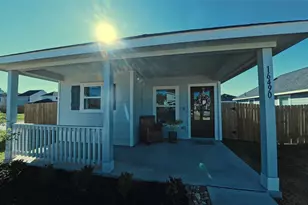 16490 Valerie Marie Pl, Conroe, TX 77306 - Photo 2