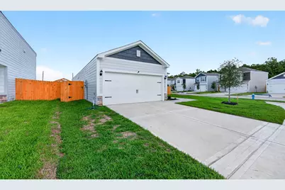 8215 Vanilla Orchid Drive, Houston, TX 77016 - Photo 2