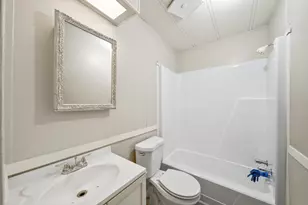 2611 1/2 Violet St, Pasadena, TX 77503 - Photo 10