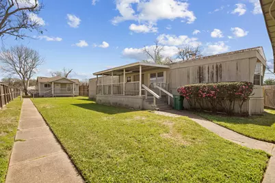 2611 1/2 Violet Street, Pasadena, TX 77503 - Photo 1